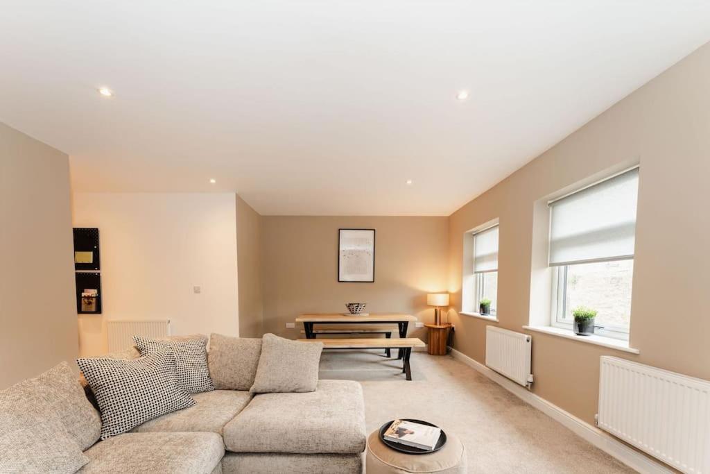 Boutique Apartment - Mazerystays Exley Eksteriør billede